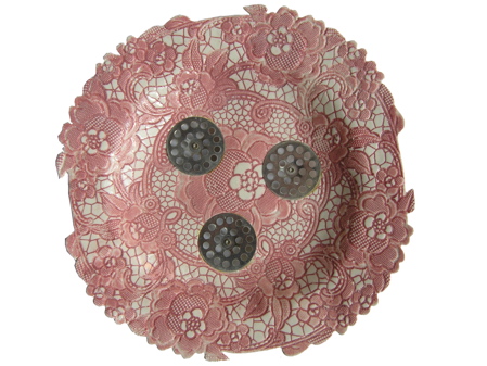 pink-lace-plate-with-drains-2.jpg