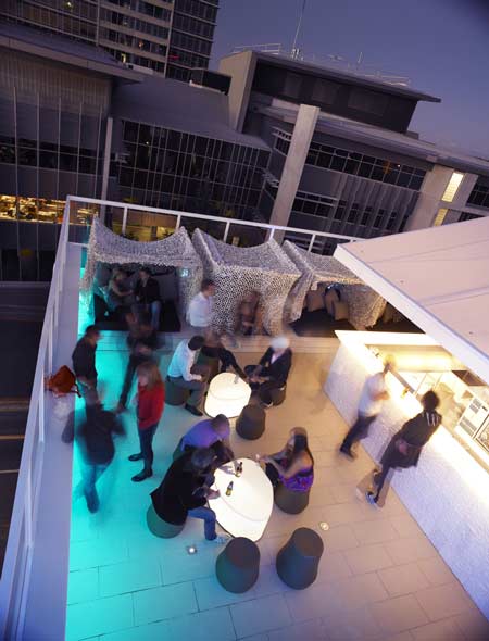 limes-hotel-by-alexander-lotersztainrooftop_bar.jpg