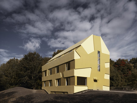 homehaus-by-j-mayer-h-architects-and-sebastian-finckh-jmayerh_homehaus_04.jpg