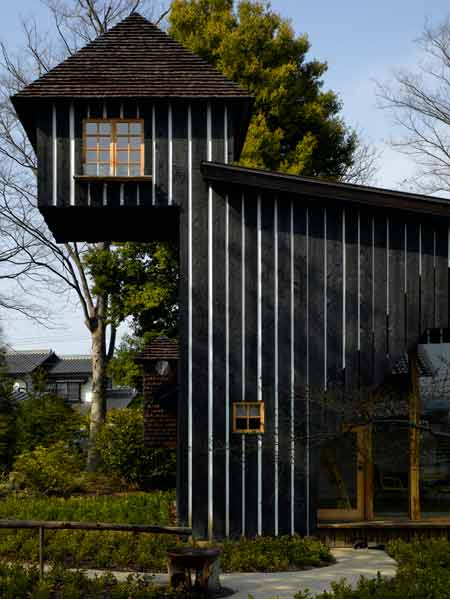 fujimori-yakisugi-house-charcoal-house-9.jpg