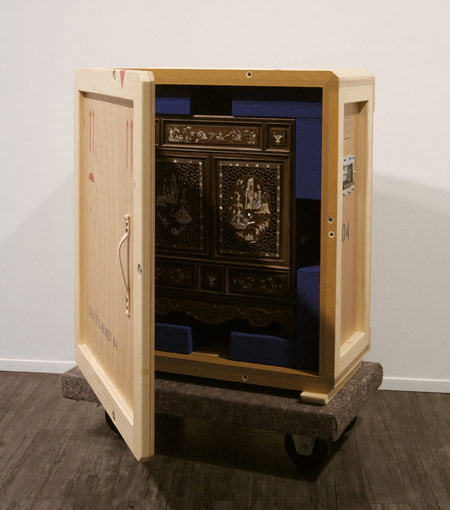 crate-cabinets-by-pieke-bergmans-130o6052.jpg