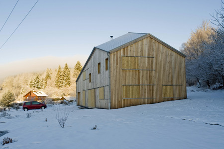 wooden-house-by-atelier-martel-4.jpg
