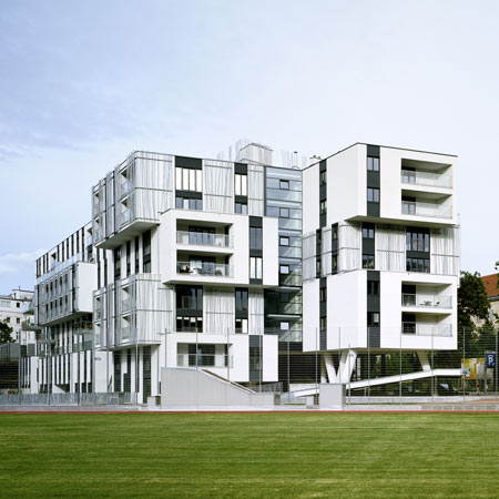 residential-area-at-sensengasse-by-josef-weichenberger-architects21.jpg