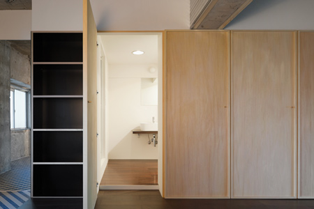 doors-by-hiroyuki-tanaka-architects-13.jpg