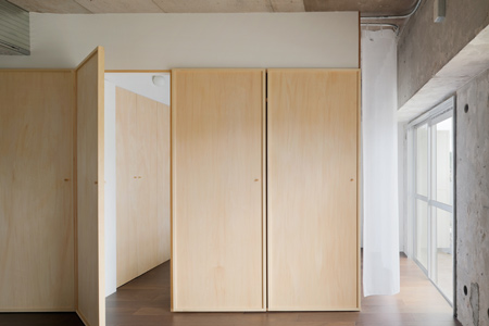 doors-by-hiroyuki-tanaka-architects-7.jpg