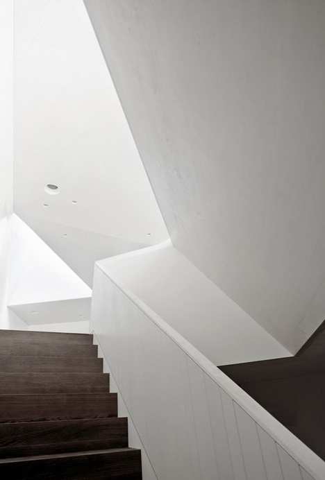  - dzn_Parish-House-St-Josef-by-Frei-and-Saarinen-Architects-5