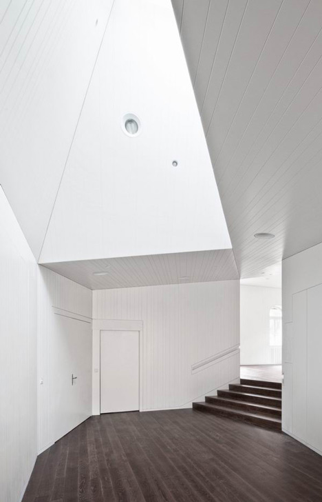 Parish House St Josef by Frei and Saarinen Architects