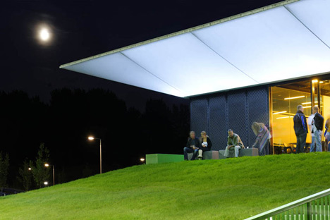 Sports Pavillion by MoederscheimMoonen Architects 