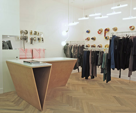 Fashion Boutique by k1p3 Architects
