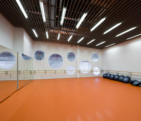 Sports Hall by Salto Architects