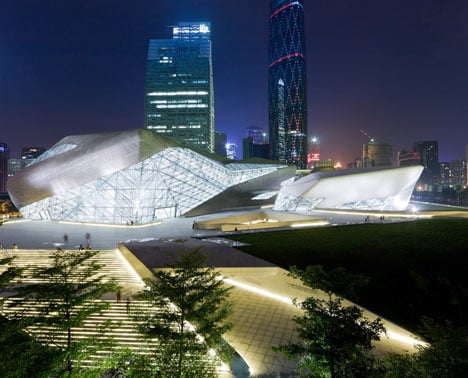 dzn_Guangzhou-Opera-House-by-Zaha-Hadid-Architects-29.jpg