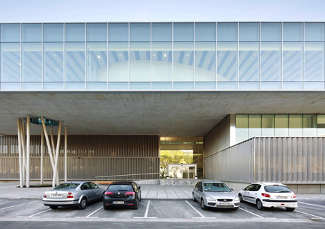 Faculty of Business studies of Mondragon University by Hoz Fontan Arquitectos