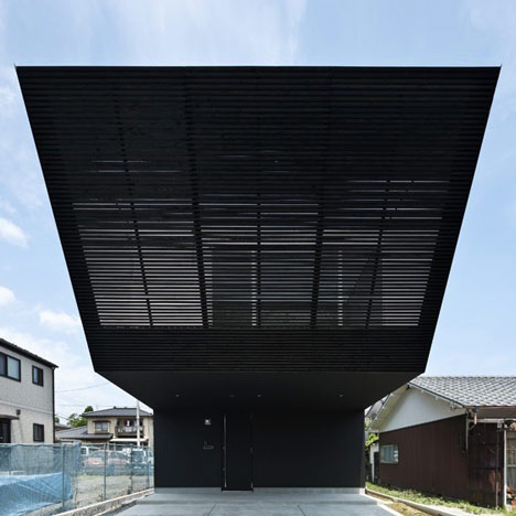 Lift by Apollo Architects and Associates