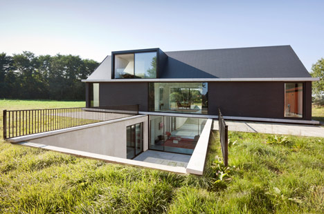 Villa Geldrop by Hofman Dujardin Architects