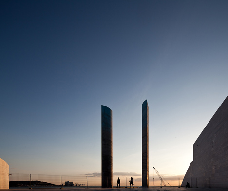 Champalimaud-Foundation-by-Charles-Correa