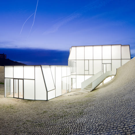 Cite de l’Ocean et du Surf by Steven Holl Cite de l’Ocean et du Surf by Steven Holl