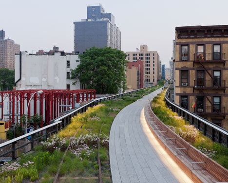 The High Line Section 2 opens