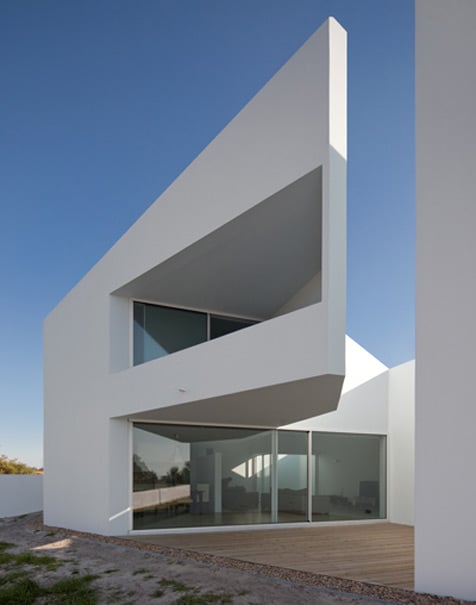 House in Possanco by ARX Portugal Arquitectos