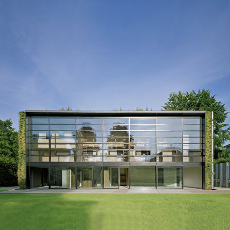 House in the outskirts of Brussels by Samyn and Partners
