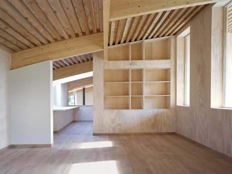 House in the outskirts of Brussels by Samyn and Partners