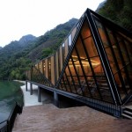 Tianmen Mountain Restaurant by Liu Chongxiao