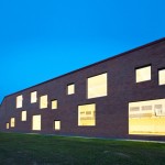 Community centre by MARP and Dévényi és Társa