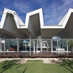 Florida Beach House by Iredale Pedersen Hook
