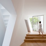 House Folded by Alphaville