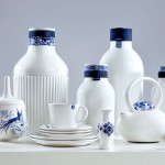 Blue-D1653-by-Arian-Brekveld,-Chris-Koens-and-Damian-O'Sullivan-for-Royal-Delft
