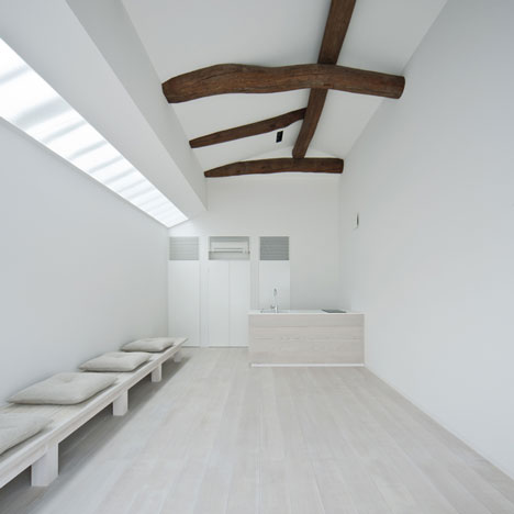 White Dormitory for Il Vento by Case-Real