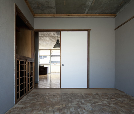 The Floor of Atsumi by 403architecture