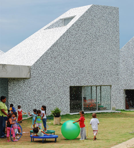 Timayui Kindergarten by el Equipo de Mazzanti