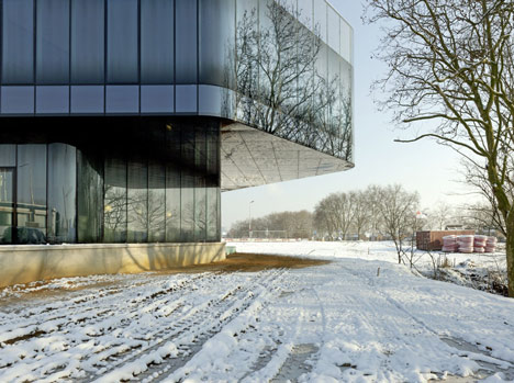 Regiocentrale Zuid by Wiel Arets Architects 