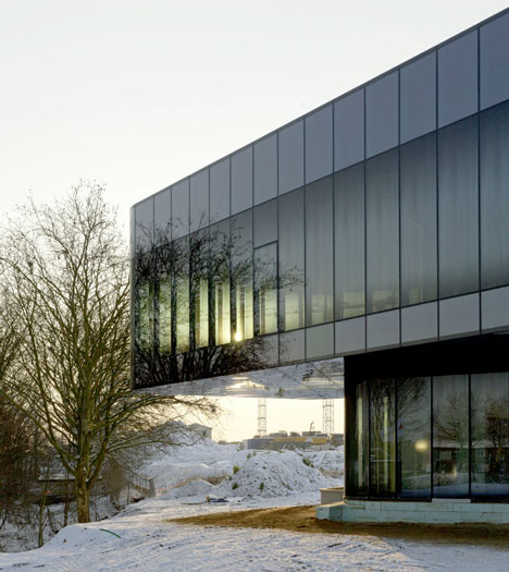 Regiocentrale Zuid by Wiel Arets Architects 