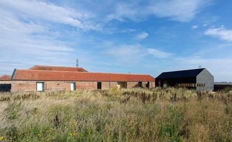 Stealth Barn by Carl Turner Architects