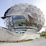 iGuzzini Illuminazione Espana SA Headquarters by MiAS Architects