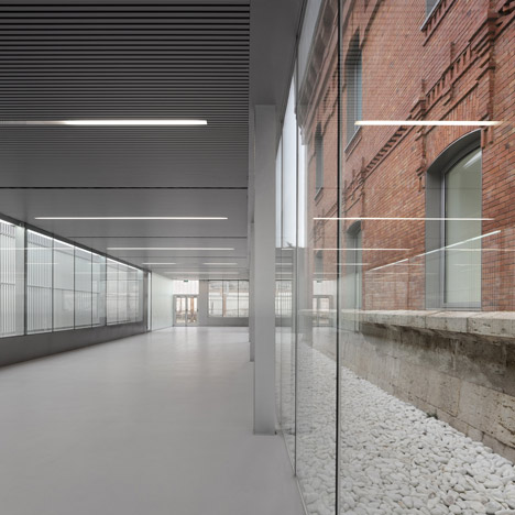 Civic Centre in Palencia by Exit Architects