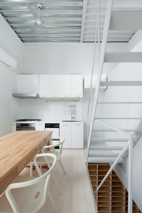 dezeen_Storage-House-by-Ryuji-Fujimura-Architects_8.jpg