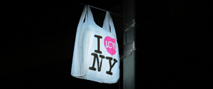 Designer arrested for planting false bombs in New York