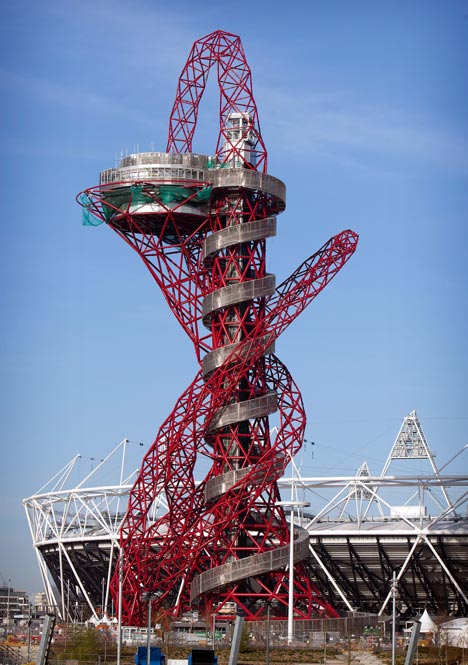 ArcelorMittal Orbit by Anish Kapoor and Cecil Balmond