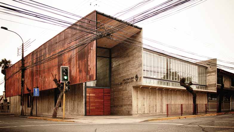 Administration Curricular Building Liceo María Auxiliadora de Linares by Surco Studio Administration Curricular Building Liceo María Auxiliadora de Linares by Surco Studio
