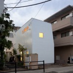 House in Motoyawata by Naya Architects