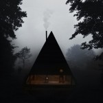 dezeen_Black Lodge by Jagnefalt Milton_1