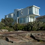 Seacliff House by Chris Elliott Architects