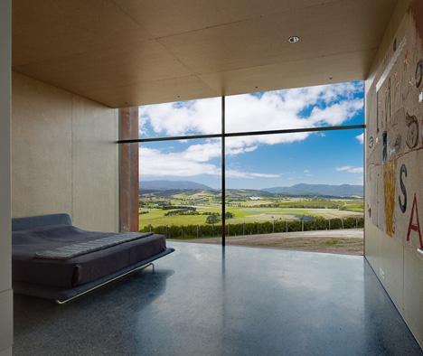 View Hill House by Denton Corker Marshall