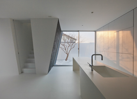 Ginan House by Keitaro Muto Architects