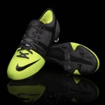 Movie: Nike GS Football Boot