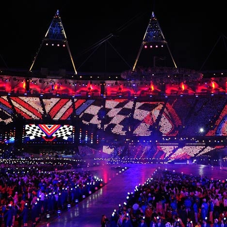 Pixel animations at London 2012 Olympic closing ceremony by Crystal CG