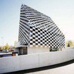 dezeen_BTV Branch Innsbruck by Rainer Koberl_sq3