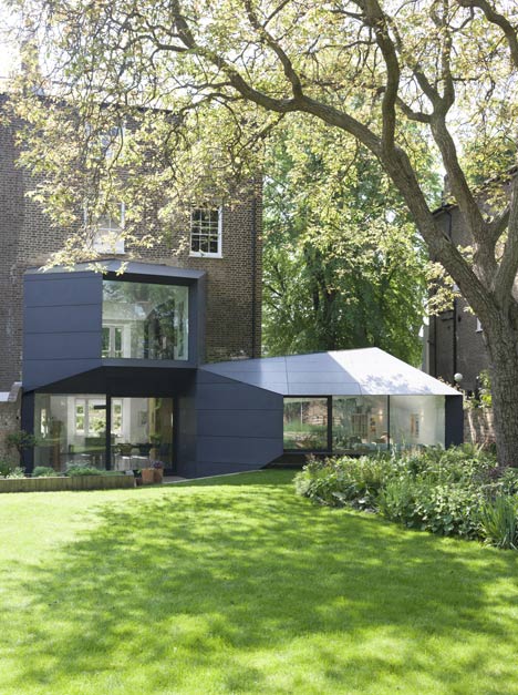 Extension by Alison Brook Architects
